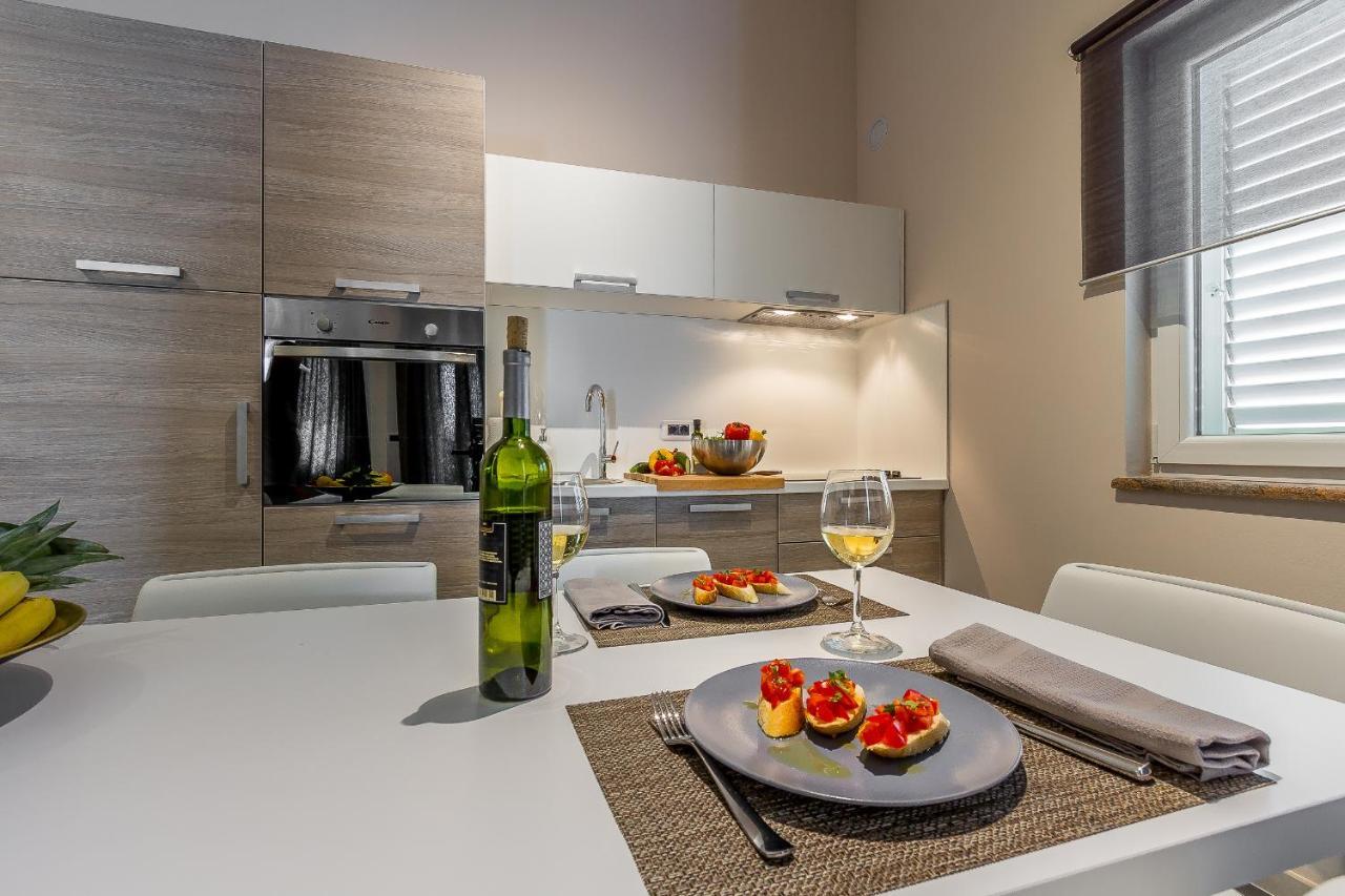 Apartment Maris Rovinj Exterior photo